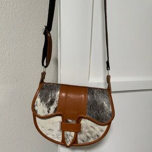 Leather purse with real cow hide